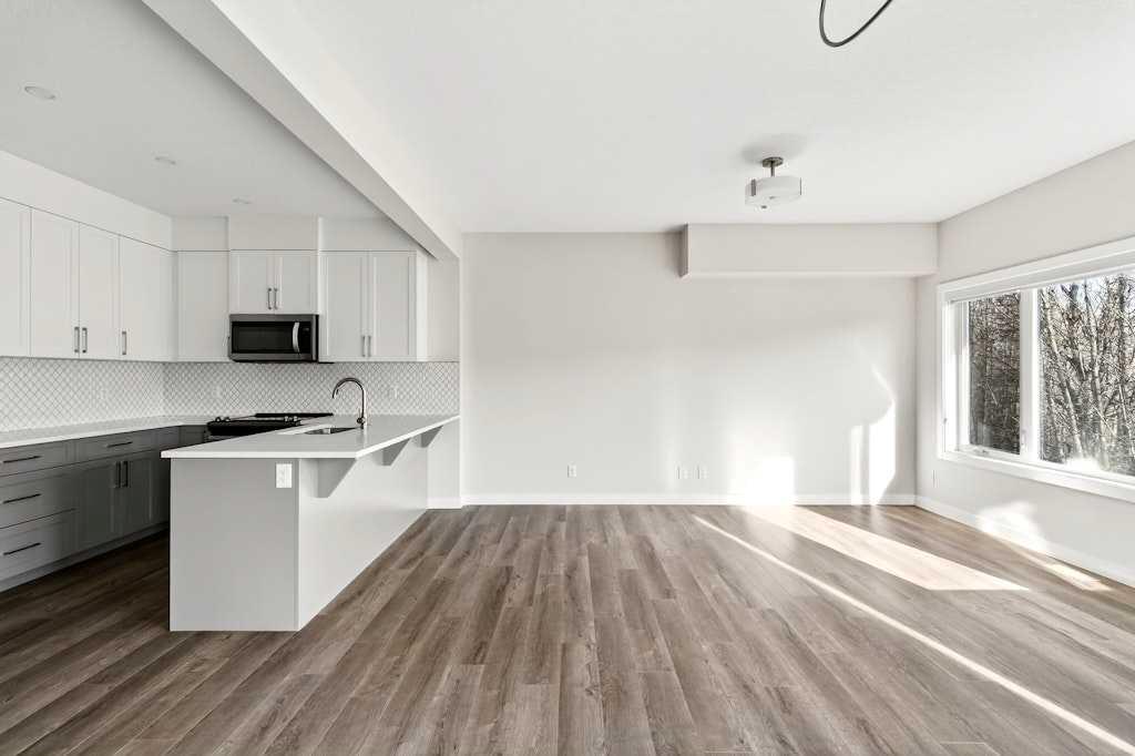 Picture for 168 Crestridge Common SW