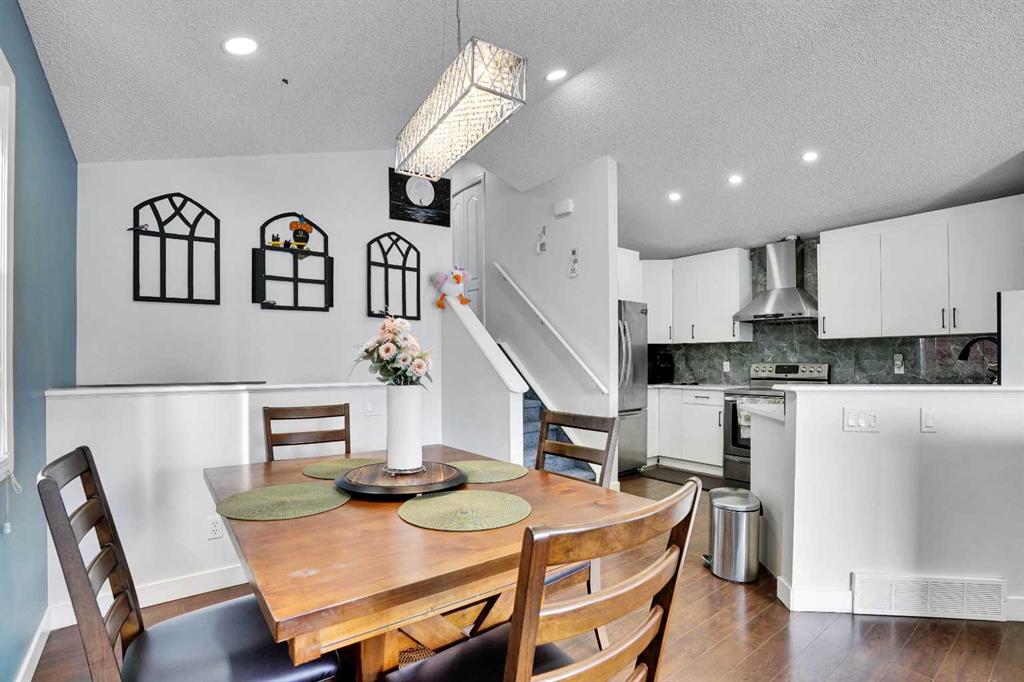 Picture for 141 Saddlecrest Close NE