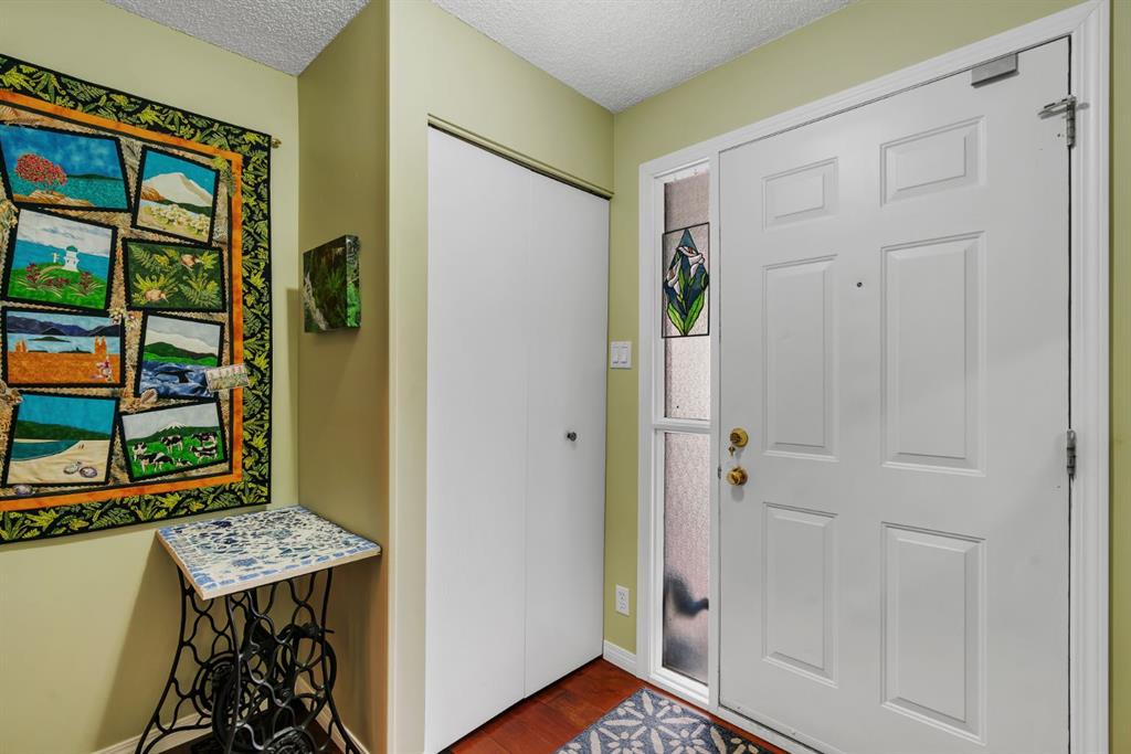 Picture for 16, 64 Woodacres Crescent SW