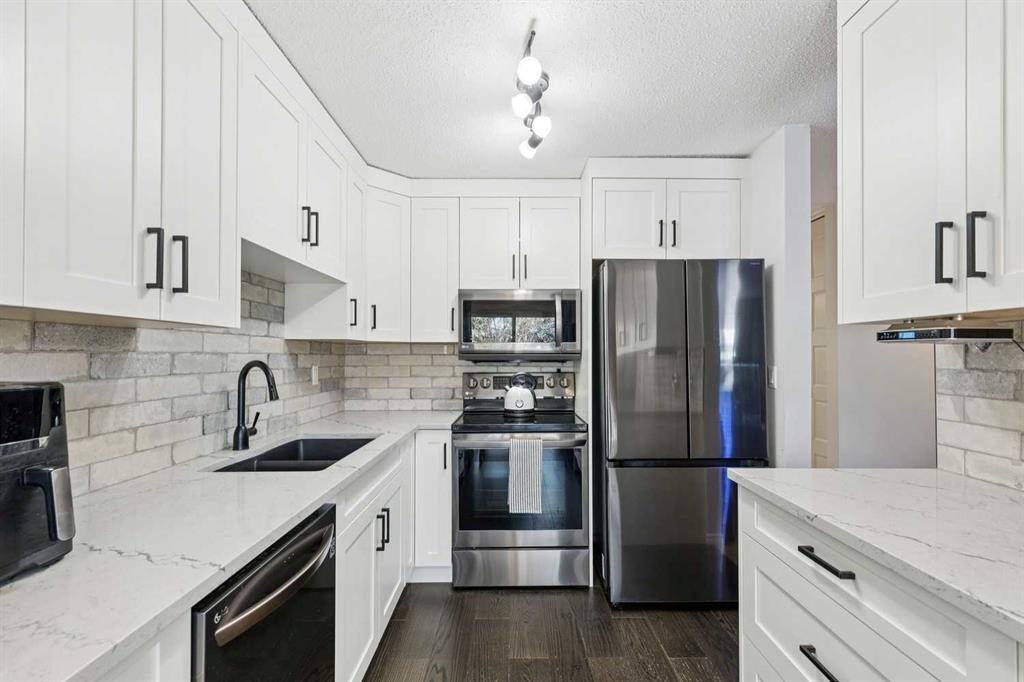 Picture for 128, 6100 4 Avenue NE