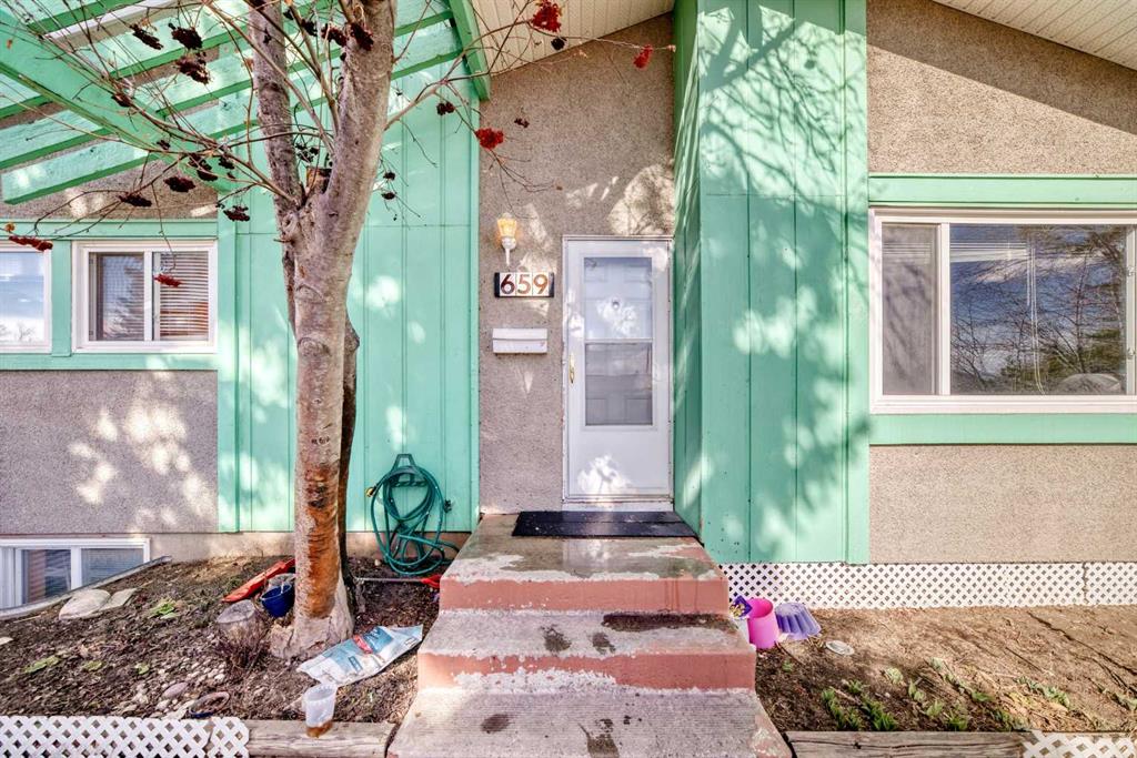 Picture for 659 Maryvale Way NE