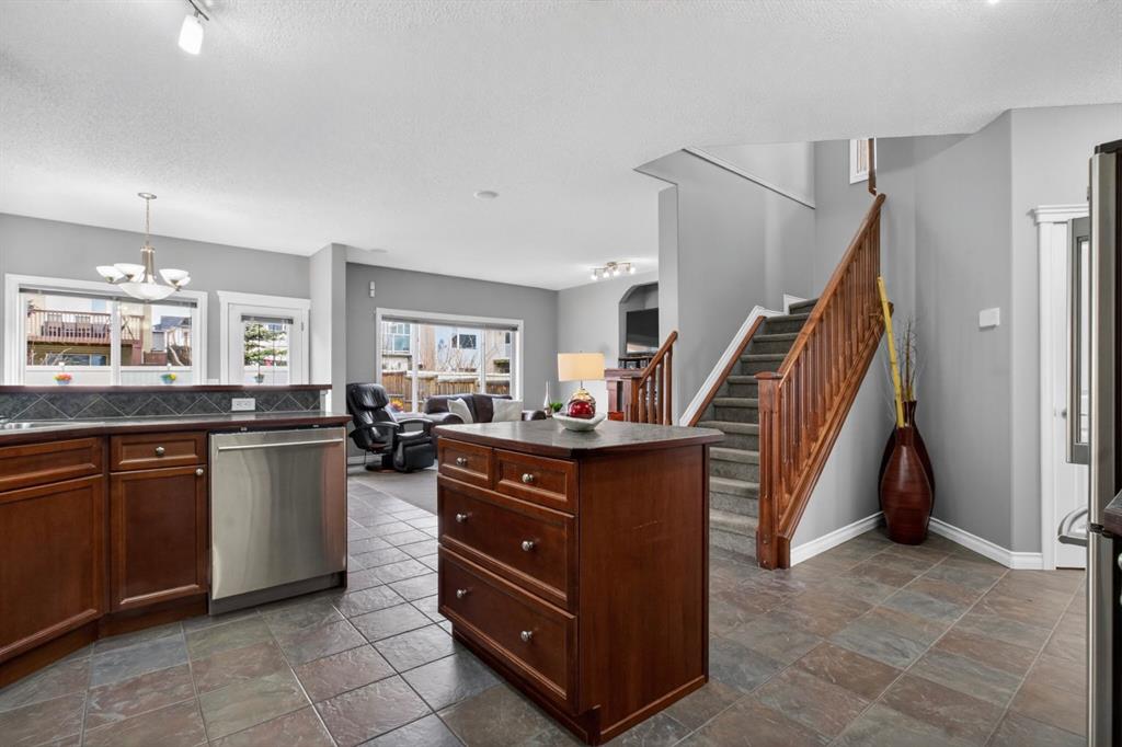 Picture for 98 Evanscove Circle NW
