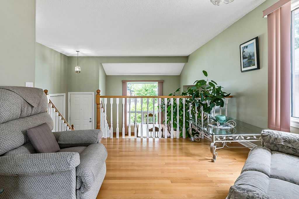 Picture for 141 Shawfield Way SW