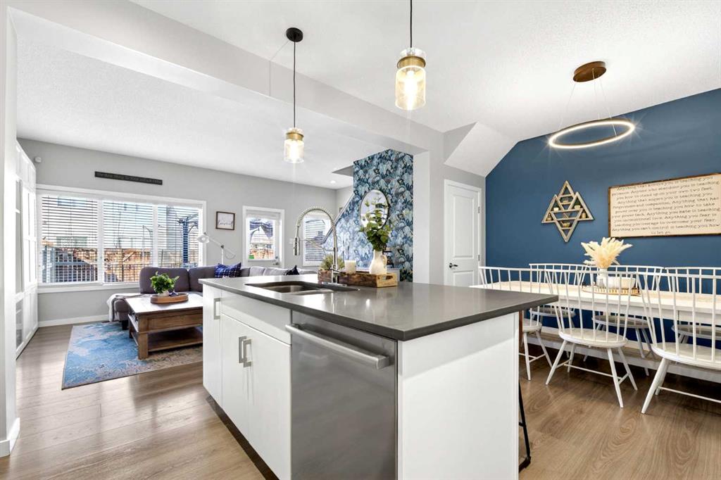 Picture for 253 Auburn Meadows Boulevard SE