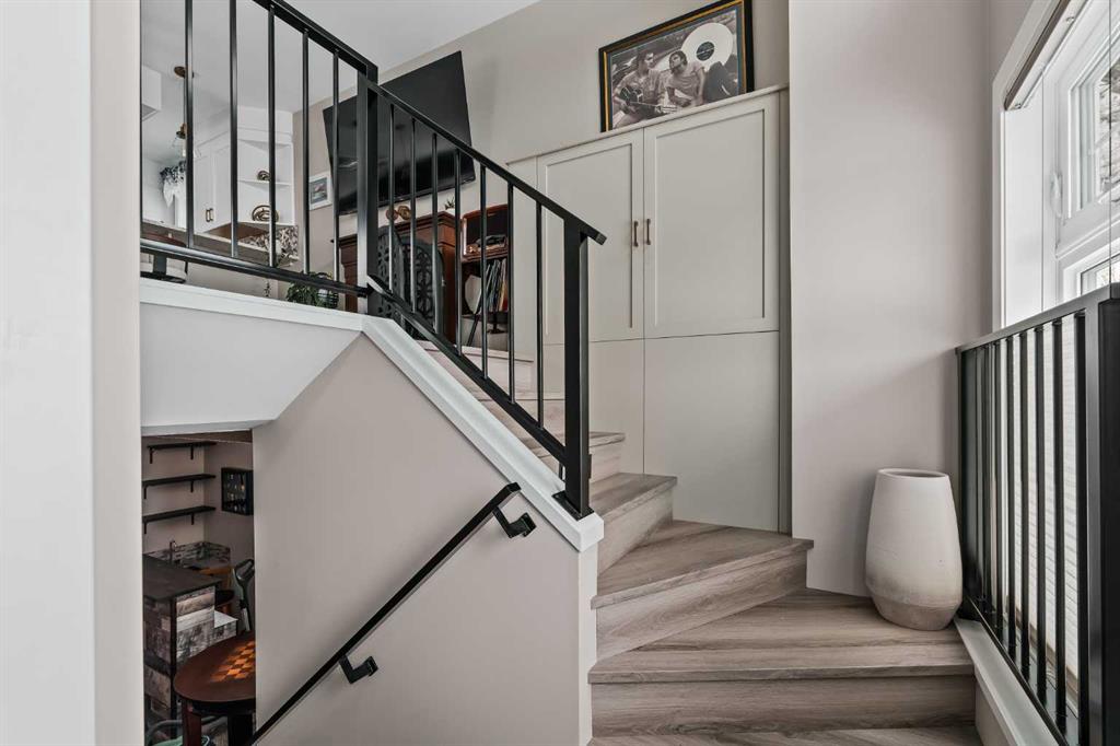 Picture for 60 HUNTERHORN Crescent NE