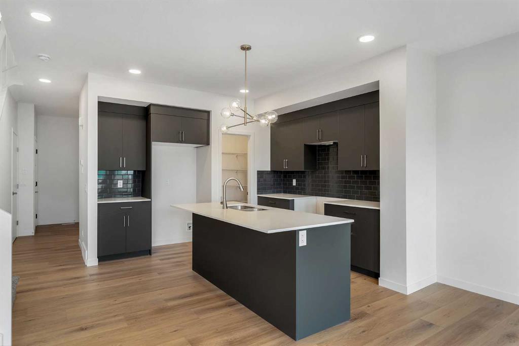 Picture for 15 Heritage Heath 