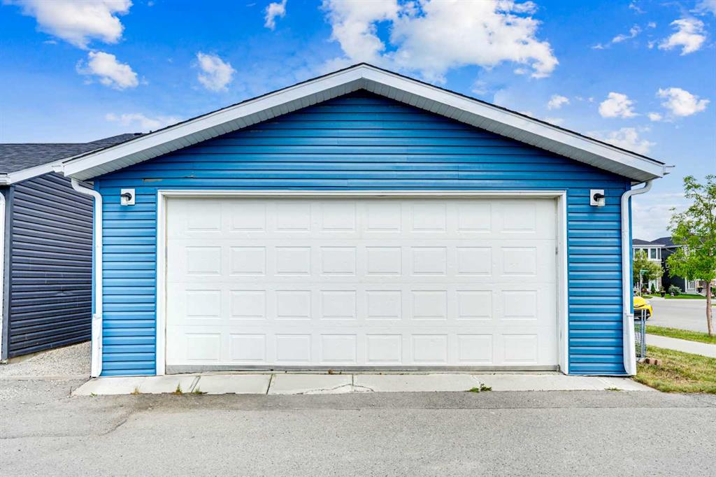 Picture for 5 Red Embers Row NE