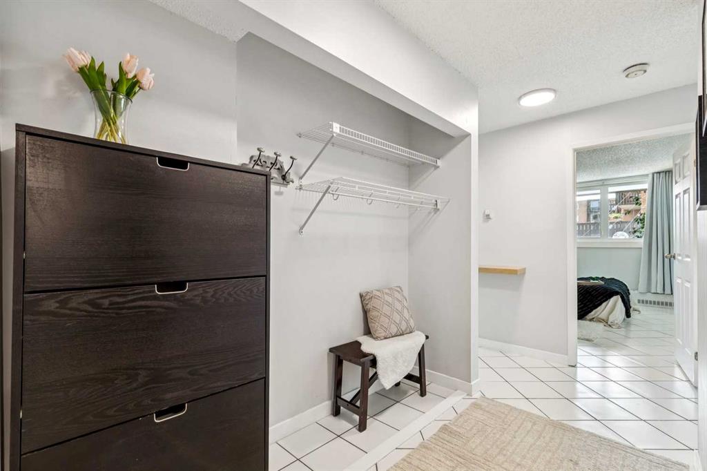 Picture for 101, 511 56 Avenue SW