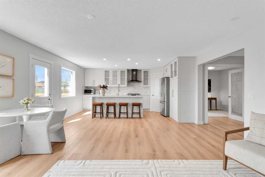 Picture for 214 Royal Birch View NW