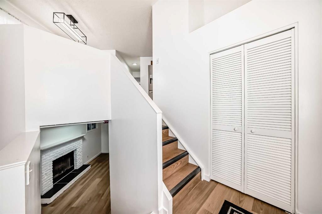 Picture for 314 Castleridge Drive NE
