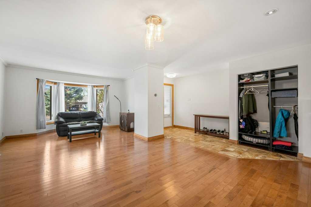 Picture for 6108 Dalcastle Link NW