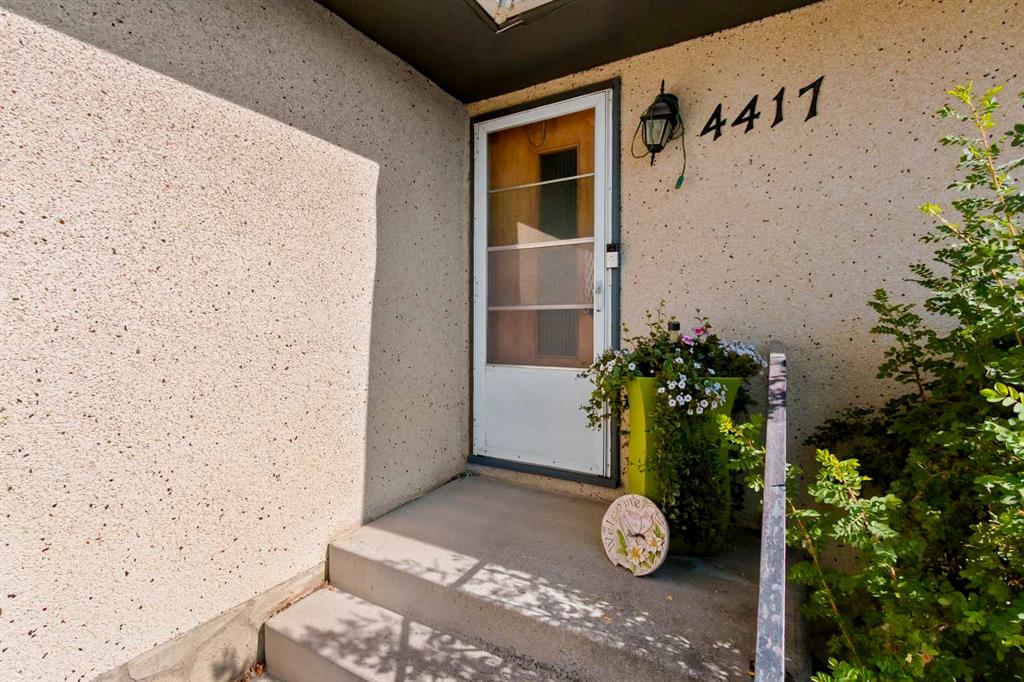 Picture for 4417 55 Avenue 