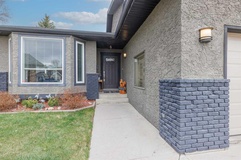 Picture for 228 Wood Valley Bay SW