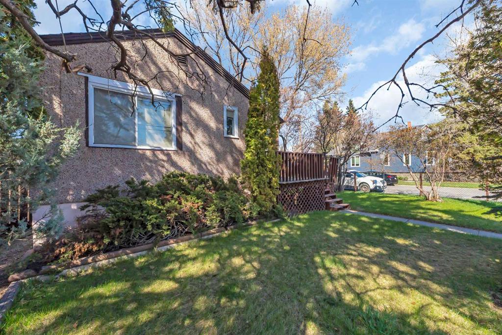Picture for 426 8 Avenue NE