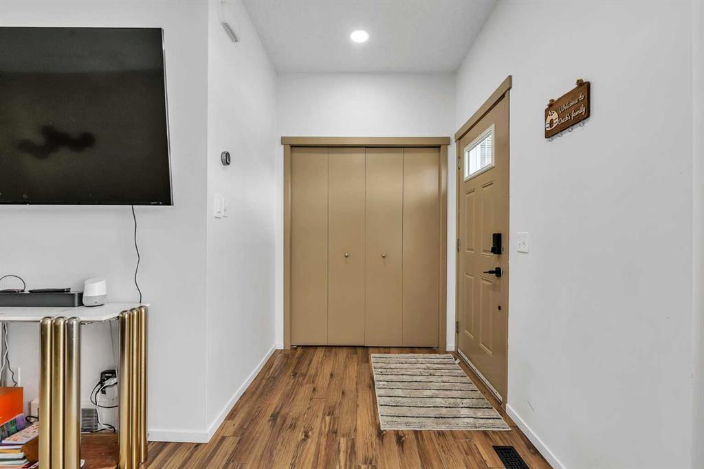 Picture for 300 Copperstone Cove SE