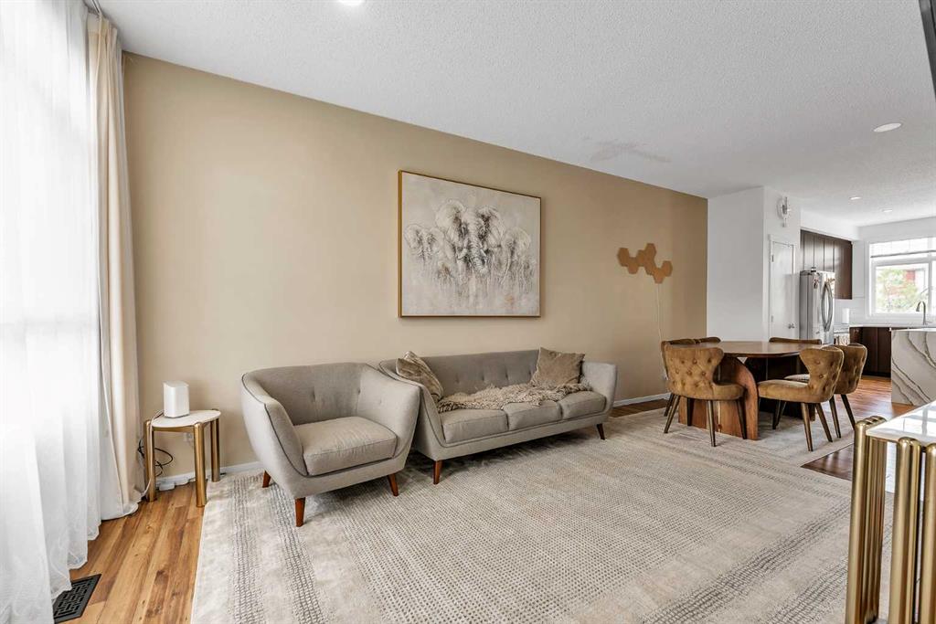 Picture for 300 Copperstone Cove SE