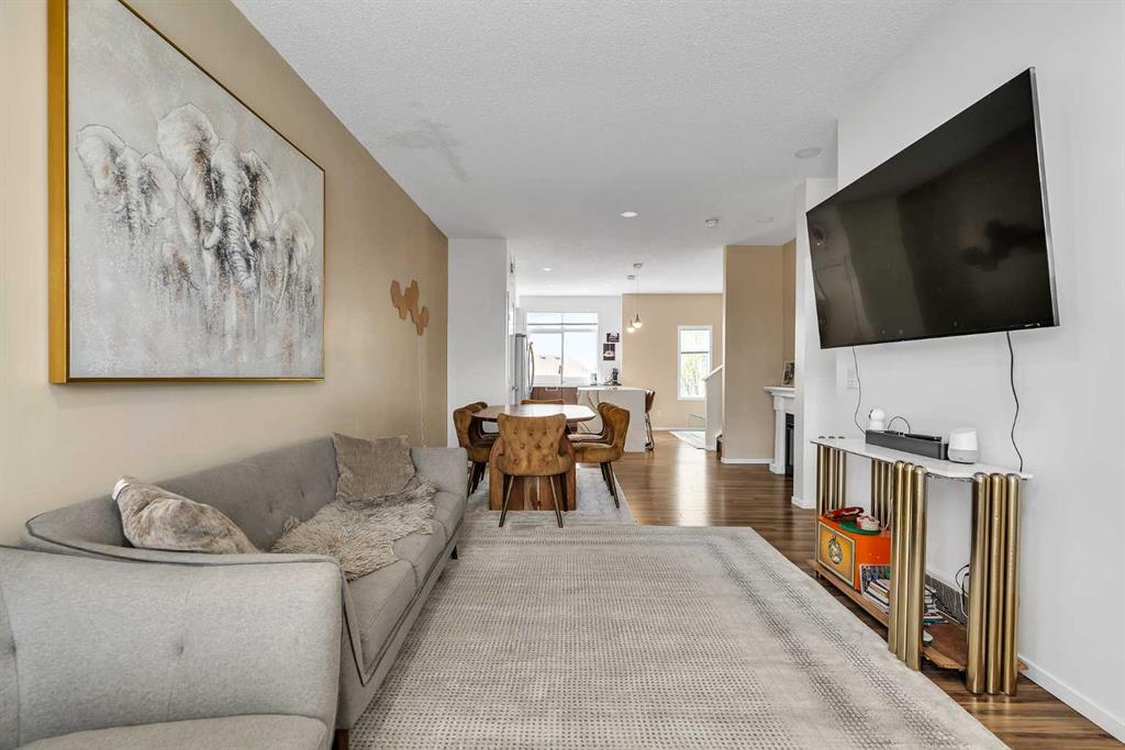 Picture for 300 Copperstone Cove SE
