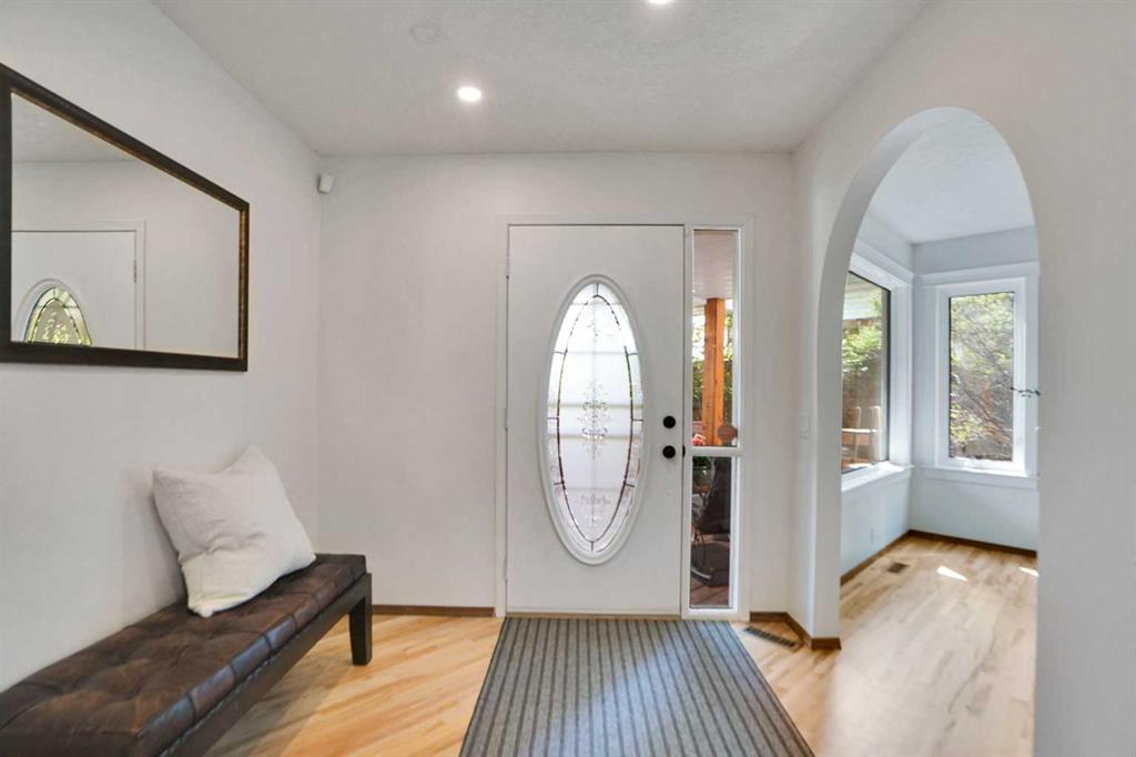 Picture for 62 Macewan Park View NW