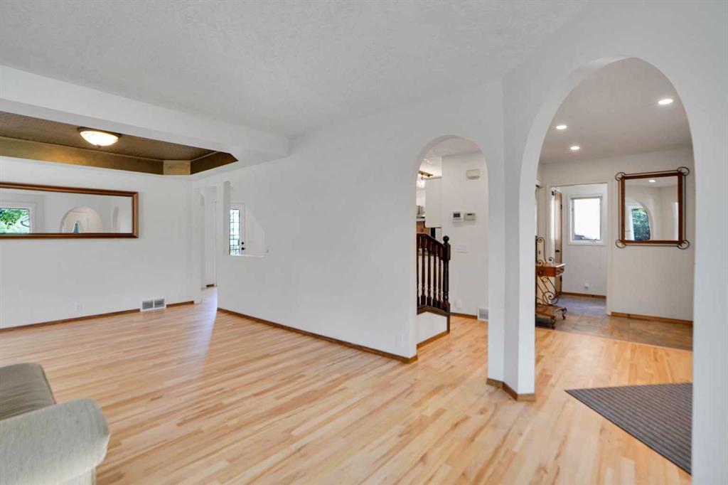 Picture for 62 Macewan Park View NW
