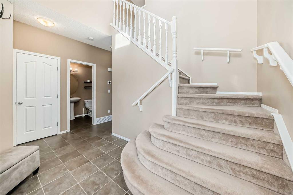 Picture for 73 Royal Birch Way NW