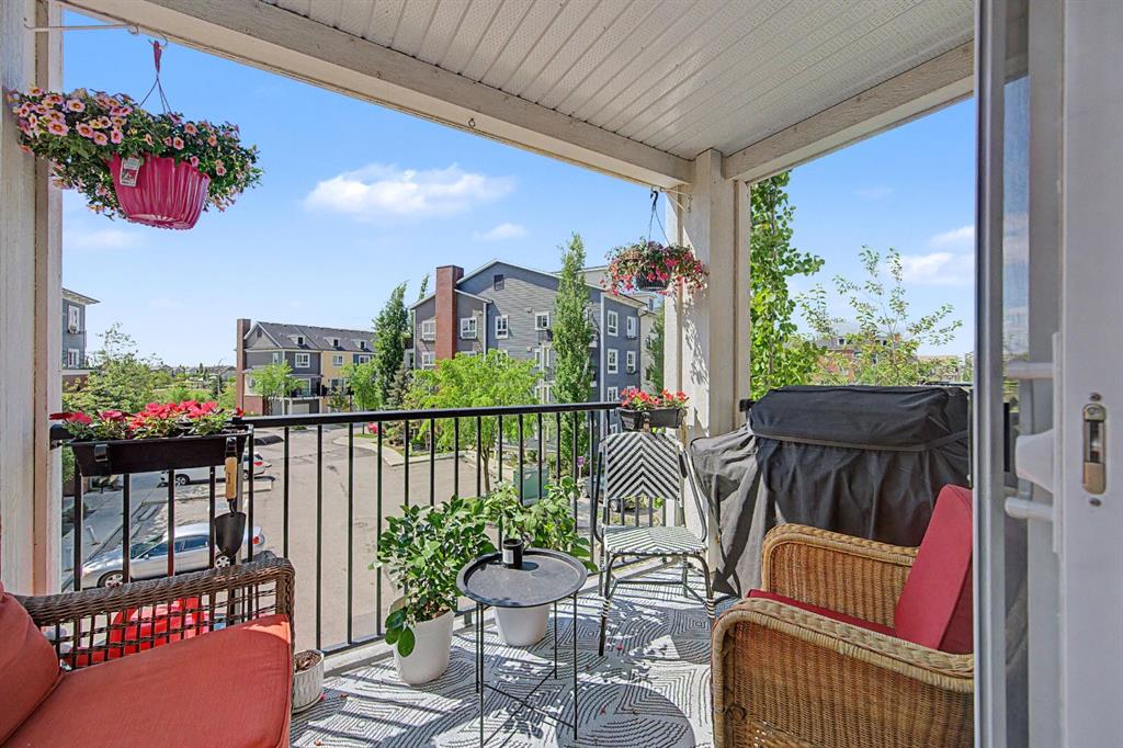 Picture for 3312, 279 Copperpond Common SE