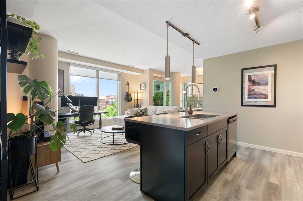 Picture for 203, 1320 1 Street SE