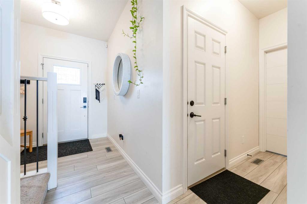 Picture for 1484 Bayview Point SW