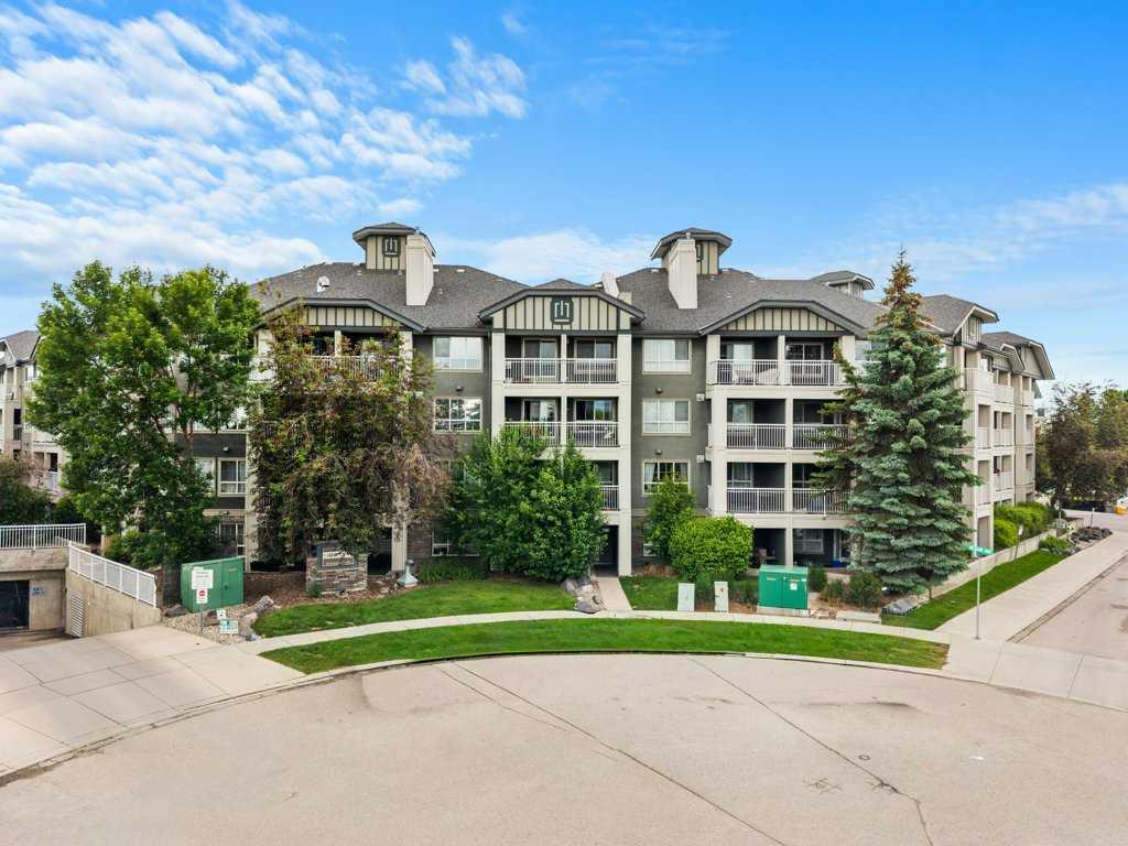Picture for 356, 35 Richard Court SW