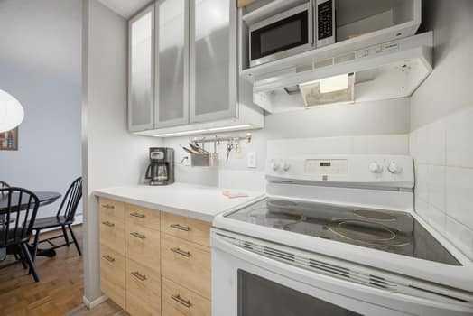 Picture for 209, 315 Heritage Drive SE