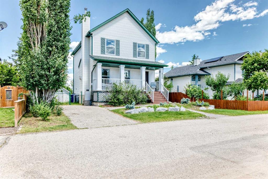 Picture for 107 2A Avenue NW