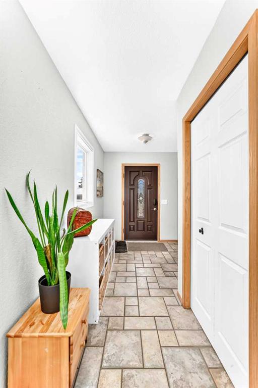 Picture for 107 2A Avenue NW