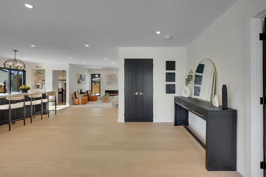Picture for 611 Parkridge Drive SE