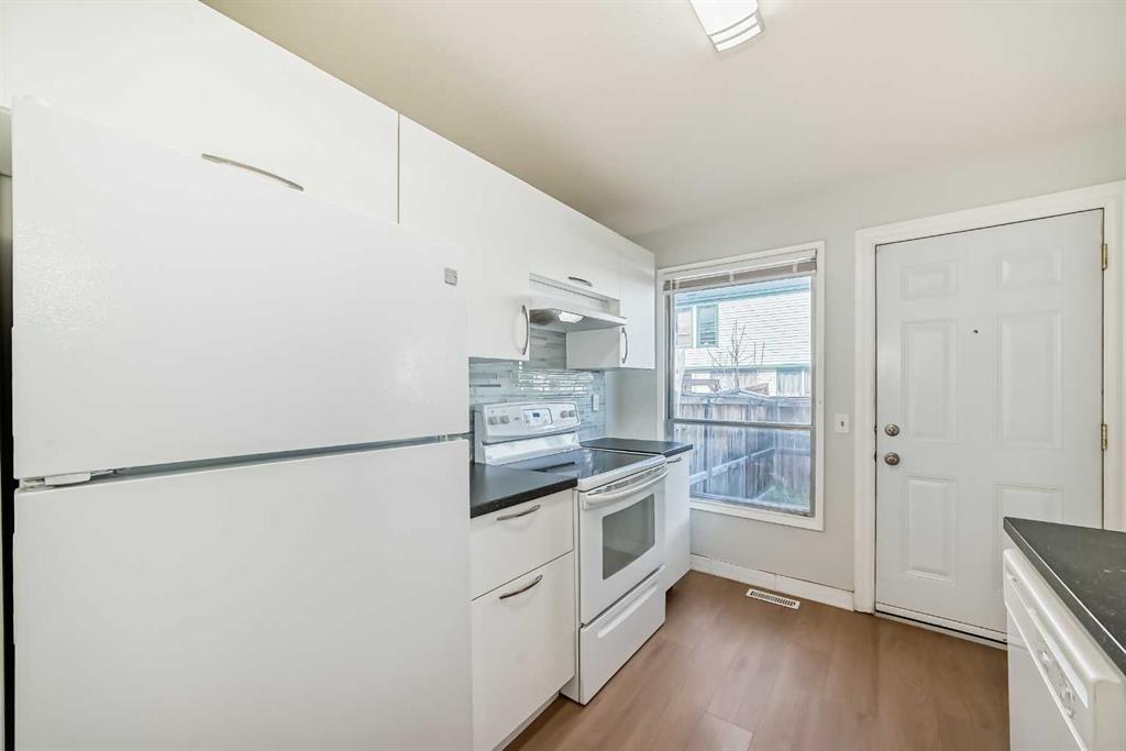 Picture for 120 Pennsylvania Road SE