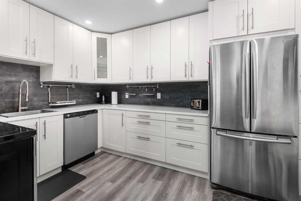 Picture for 3201, 4001C 49 Street NW