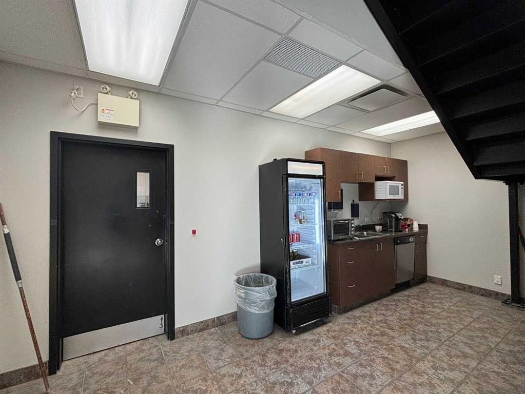 Picture for 1 &amp; 2, 2220 Pegasus Way NE