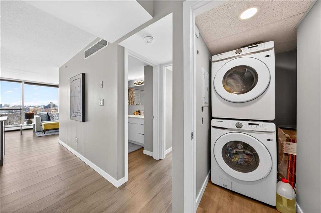 Picture for 1707, 188 15 Avenue SW