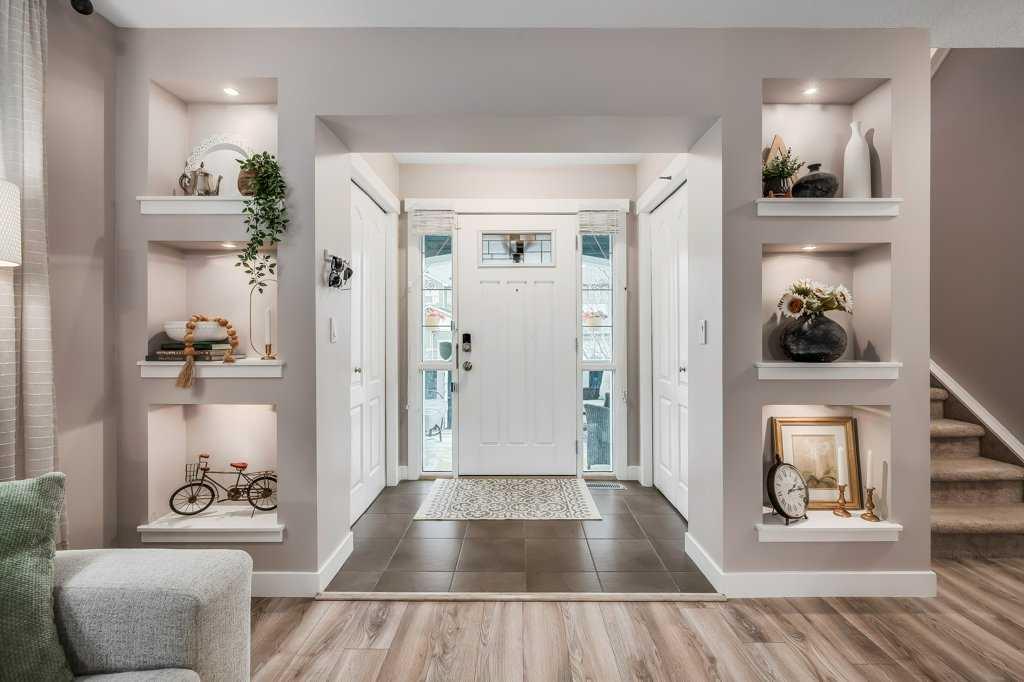 Picture for 29 Legacy Mews SE