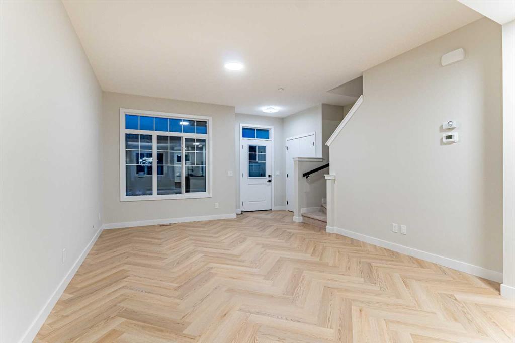 Picture for 172 Cobblestone Gate SW