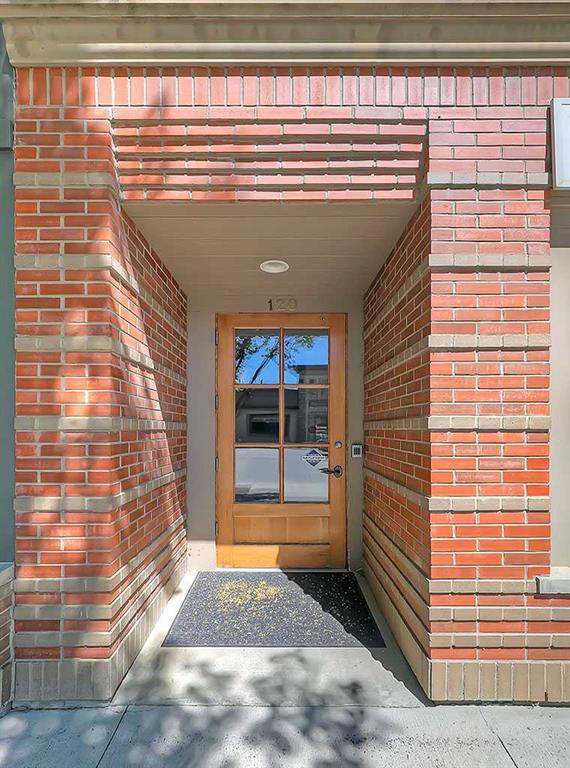 Picture for 201, 120 4 Avenue SW