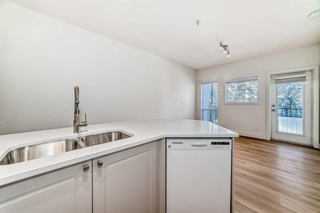 Picture for 218, 176 Kananaskis Way 