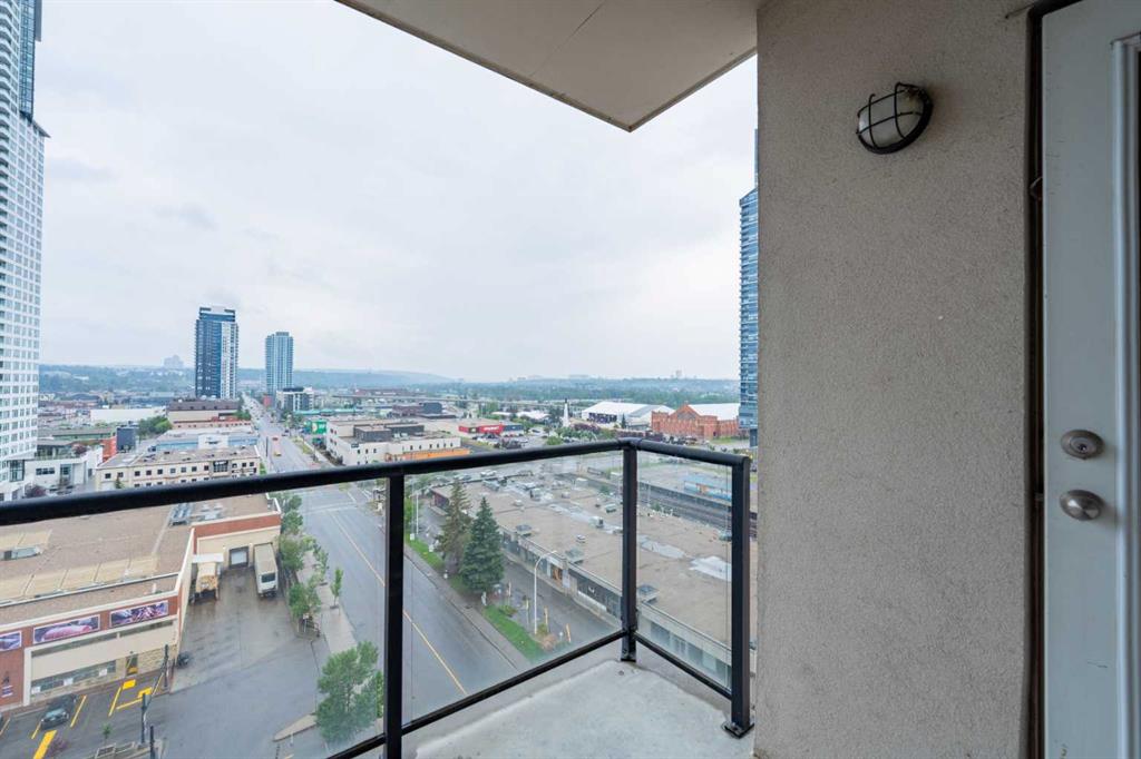 Picture for 1101, 1053 10 Street SW