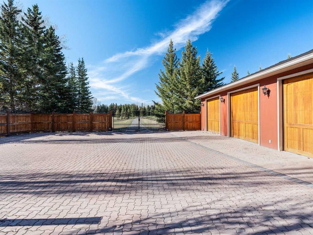 Picture for 225 Huggard Road 