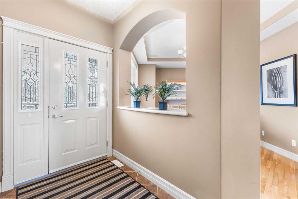 Picture for 131 Discovery Ridge Way SW