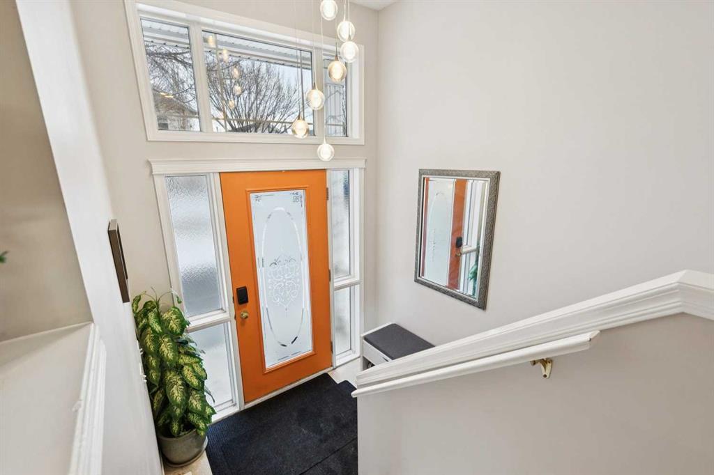 Picture for 99 Inverness Park SE