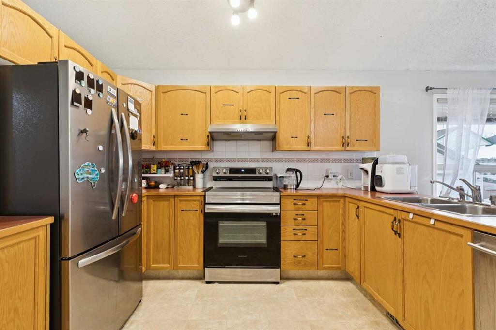 Picture for 99 Inverness Park SE