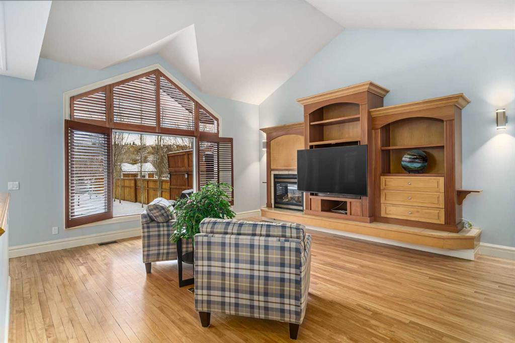 Picture for 6002 Bow Crescent NW