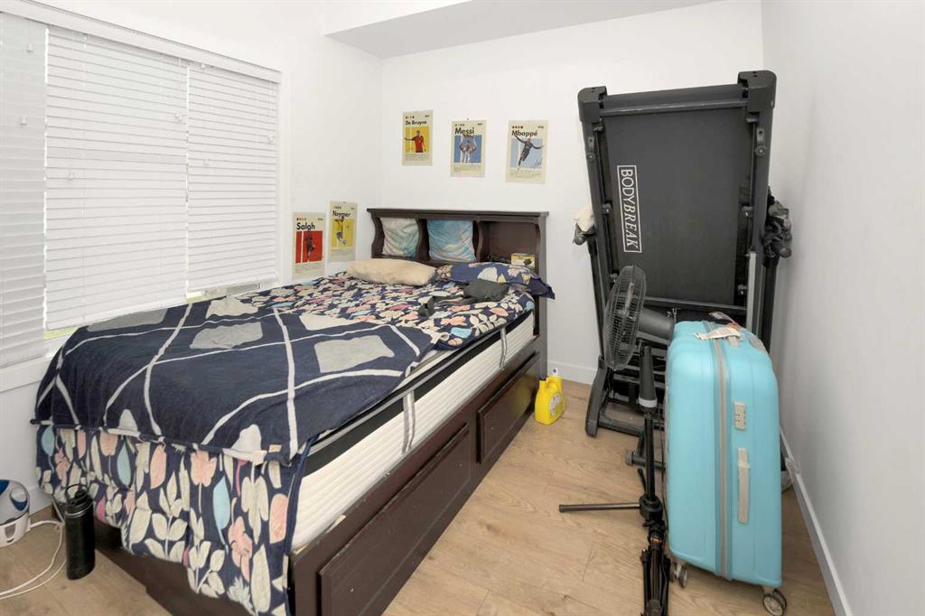 Picture for 633 savanna Boulevard NE