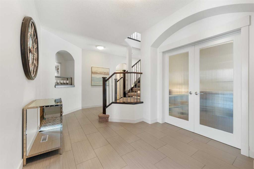 Picture for 35 Aspenshire Drive SW