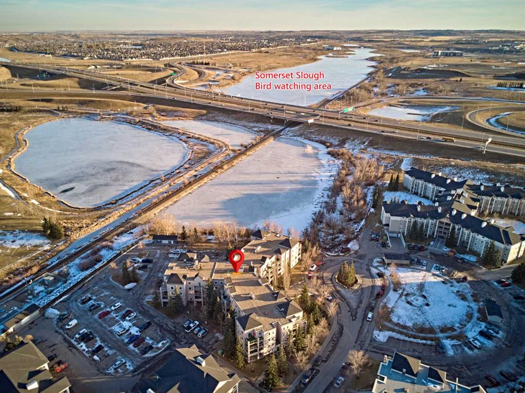 Picture for 208, 4000 Somervale Court SW