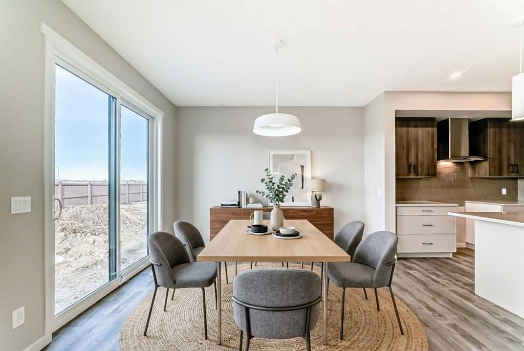 Picture for 35 Bartlett Crescent SE